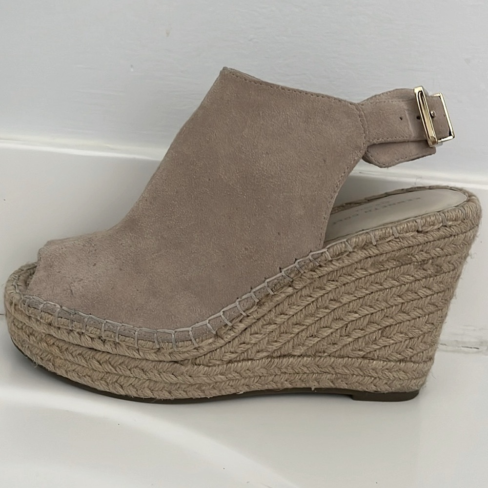 Kenneth Cole suede espadrille peep toe wedges.  Size 7.5